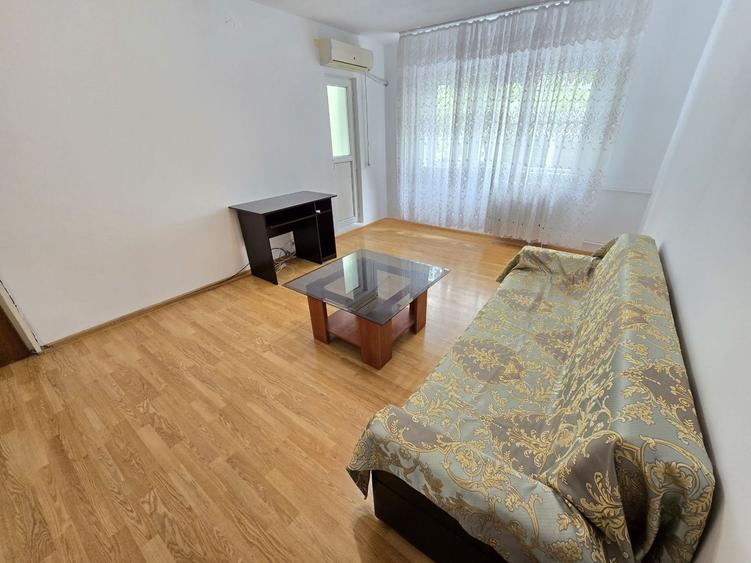 Apartament cu 2 camere decomandat, mobilat în Brâncoveanu