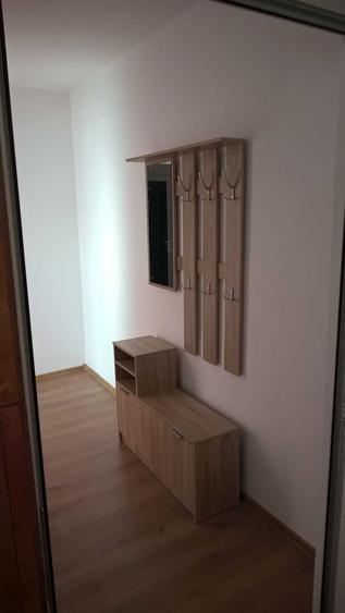 Apartament cu 3 camere decomandat în Olimpia-Stadion