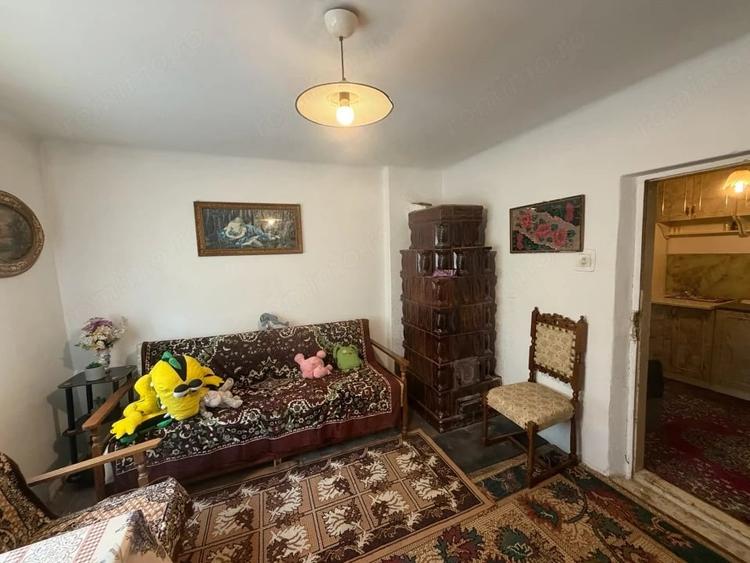 Casă cu Teren 250 Mp în Podari