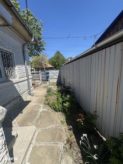 Casă cu 3 camere cu Teren 358 Mp în Central