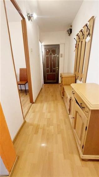Apartament cu 2 camere decomandat în Răcădău