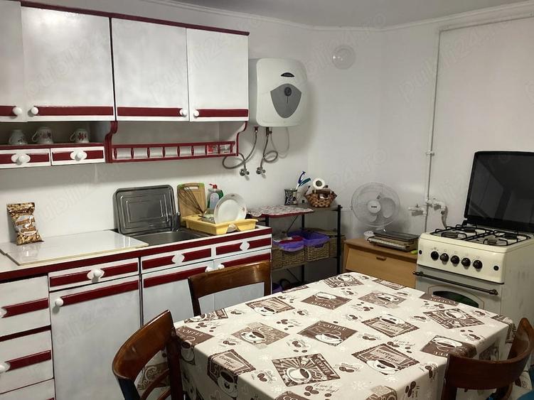Casă cu 4 camere cu Teren 483 Mp în Zimandu Nou