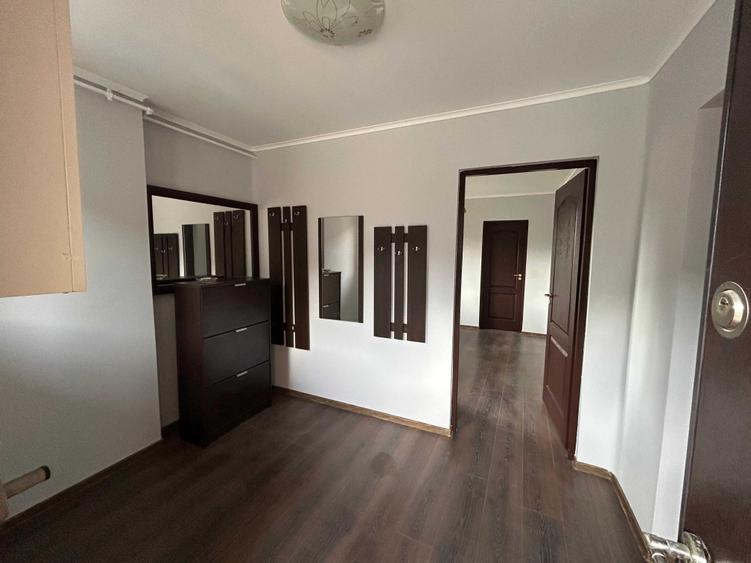 Casă cu 2 camere în Central