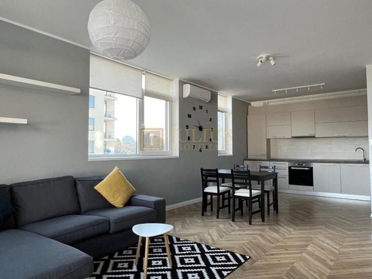 Apartament cu 2 camere decomandat, mobilat în Central