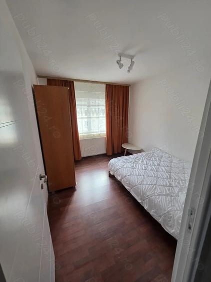 Apartament cu 3 camere decomandat în Lotus