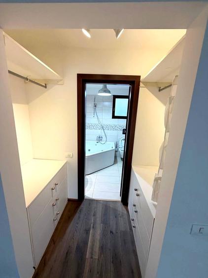 Apartament cu 2 camere semidecomandat, mobilat în Romană