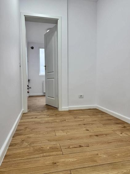 Apartament cu 2 camere decomandat în Drumul Taberei