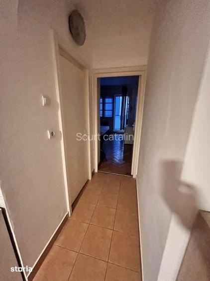 Inchiriez apartament 2 camere ,str ghe doja