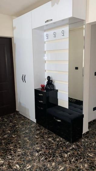 Apartament cu 3 camere decomandat, mobilat în 1 Mai