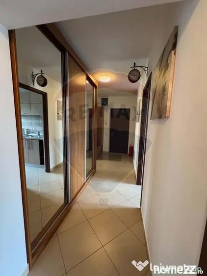 Apartament cu 3 camere decomandat în Națiunile Unite