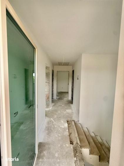 Casă cu 5 camere cu Teren 480 Mp în Horodnic