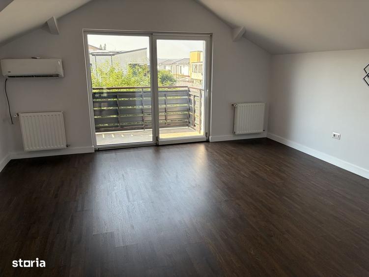 Casă cu 4 camere cu Teren 640 Mp în Odăile