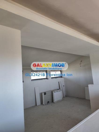 Casă cu 6 camere cu Garaj în Cornetu