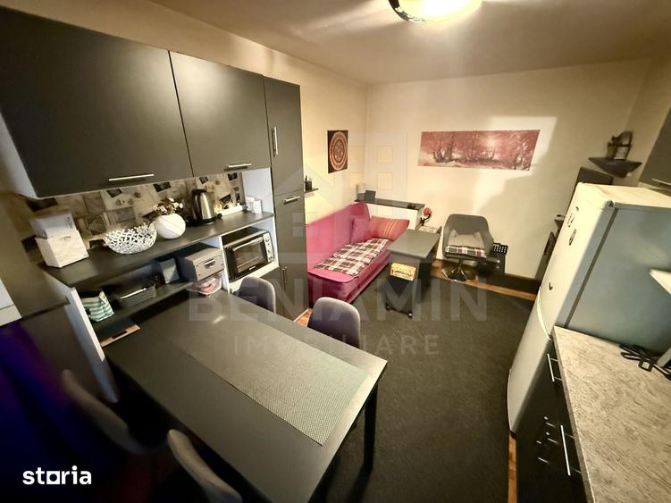 Apartament cu 3 camere decomandat în Brazda lui Novac