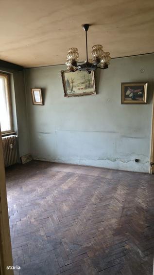 Apartament cu 2 camere semidecomandat în Iancului