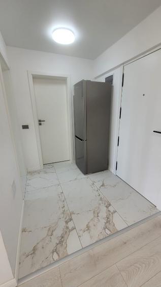 Apartament cu 2 camere semidecomandat în Berceni
