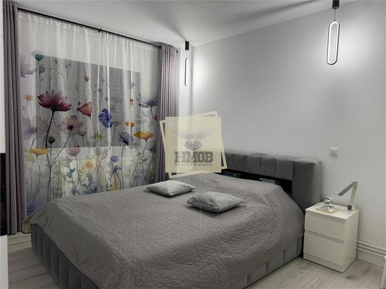Apartament cu 3 camere decomandat, mobilat în Mihai Viteazul
