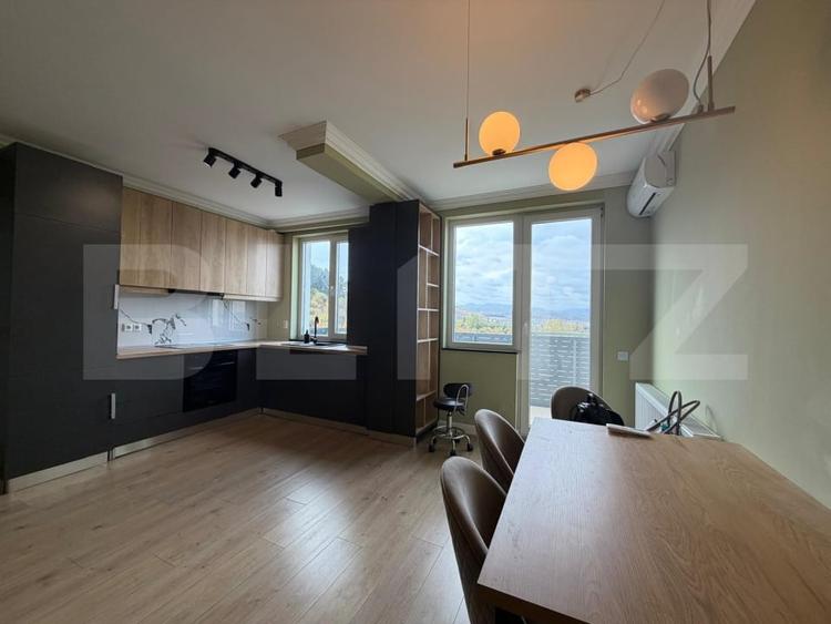 Apartament cu 2 camere semidecomandat, mobilat în Mănăștur