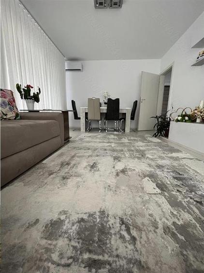 Apartament cu 2 camere decomandat în Theodor Pallady