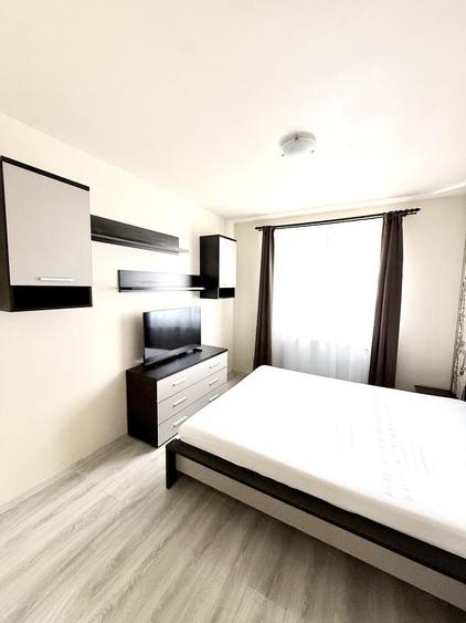 Apartament cu 2 camere decomandat în Lipovei