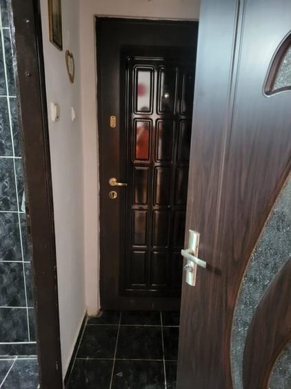 iINCHIRIERE SPATIU COMERCIAL - 1