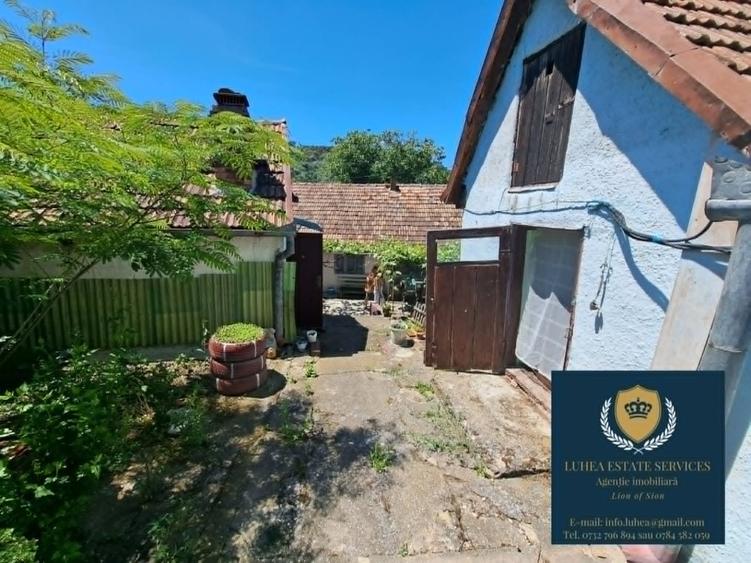 Casă cu 5 camere, baie, bucătărie, curte și 520mp teren - 7