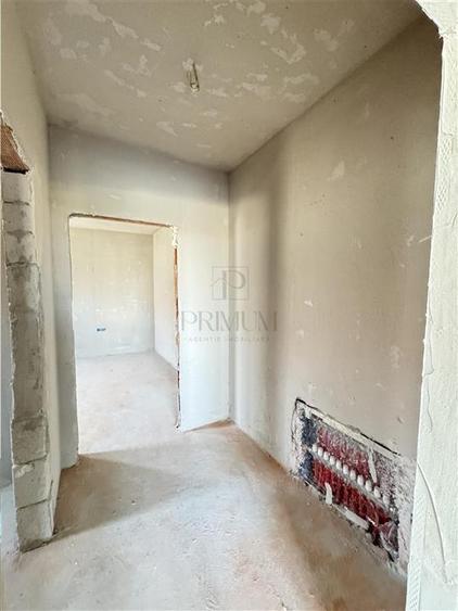 Penthouse cu 3 camere semidecomandat în Giroc