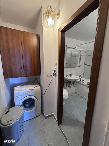 Apartament cu 2 camere semidecomandat în Berceni