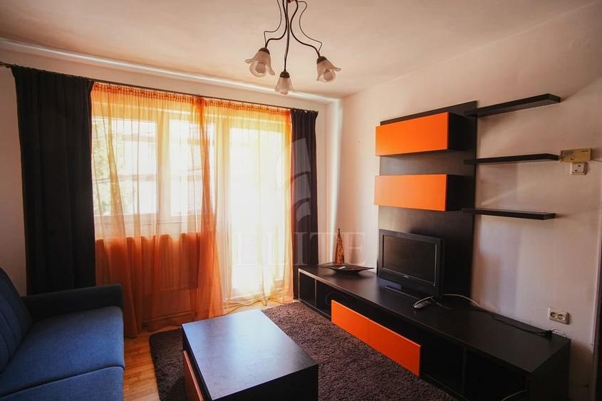 Apartament cu 2 camere decomandat în Grigorescu