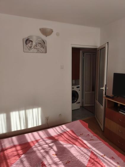 Apartament cu 2 camere semidecomandat în Alexandru cel Bun
