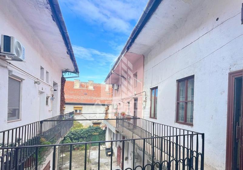 Apartament cu 3 camere semidecomandat în Ultracentral