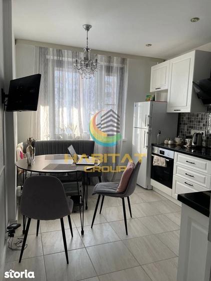 Apartament cu 3 camere decomandat în Metalurgiei