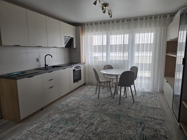 Apartament cu 2 camere decomandat în Liteni