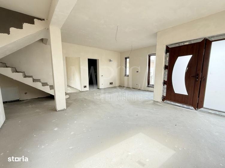 Casă cu 4 camere în Juc-Herghelie