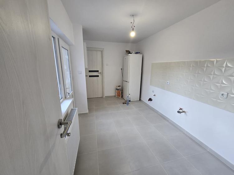 Casă cu 3 camere cu Canalizare în Rahova