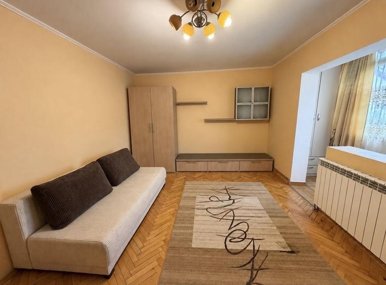 Garsonieră decomandată în Dâmbovița