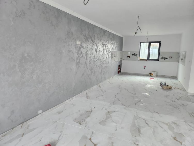 Casă cu 3 camere cu Canalizare în Mărgineni