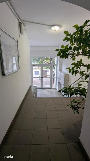 Apartament cu 3 camere decomandat în Nerva Traian