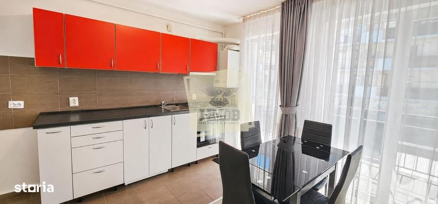 Apartament cu 3 camere decomandat, mobilat în Central