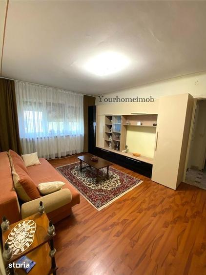 Apartament cu 2 camere semidecomandat în Craiovița Nouă