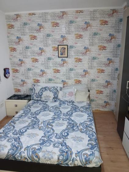Casă cu 4 camere decomandat în Pisc