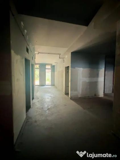 Spațiu comercial, de 436 mp, în Central