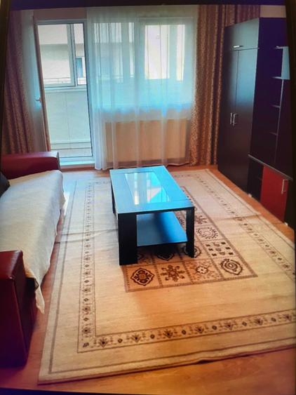 Apartament cu 2 camere decomandat în Florești