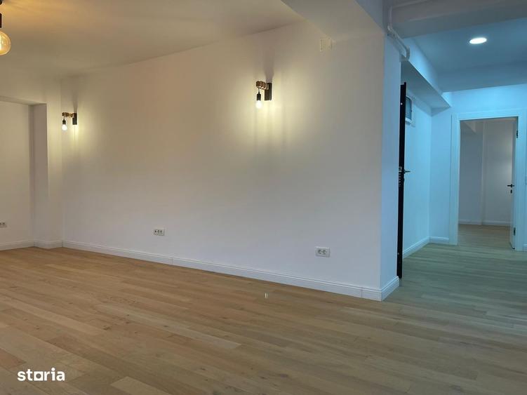Casă cu 4 camere în Polonă