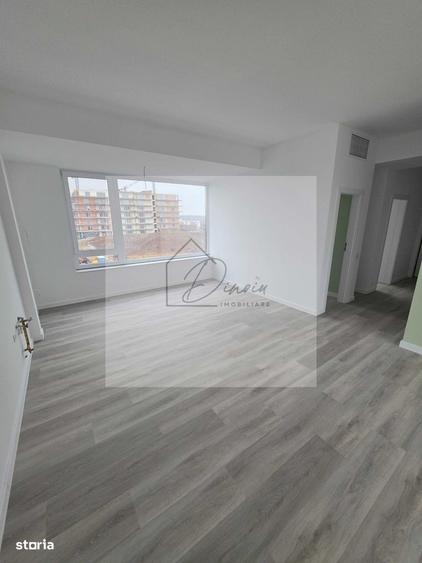 Apartament cu 2 camere decomandat în Est — fotografia 2