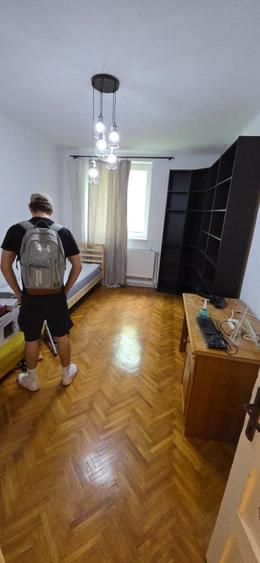 Apartament cu 2 camere decomandat în Dosu Bricii