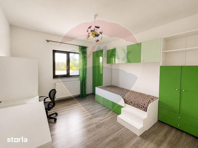 Casă cu 3 camere cu Teren 388 Mp în Măgura