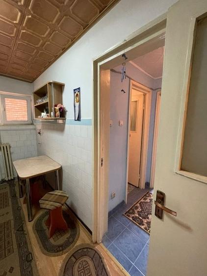 Apartament cu 2 camere decomandat, mobilat în Micro 4