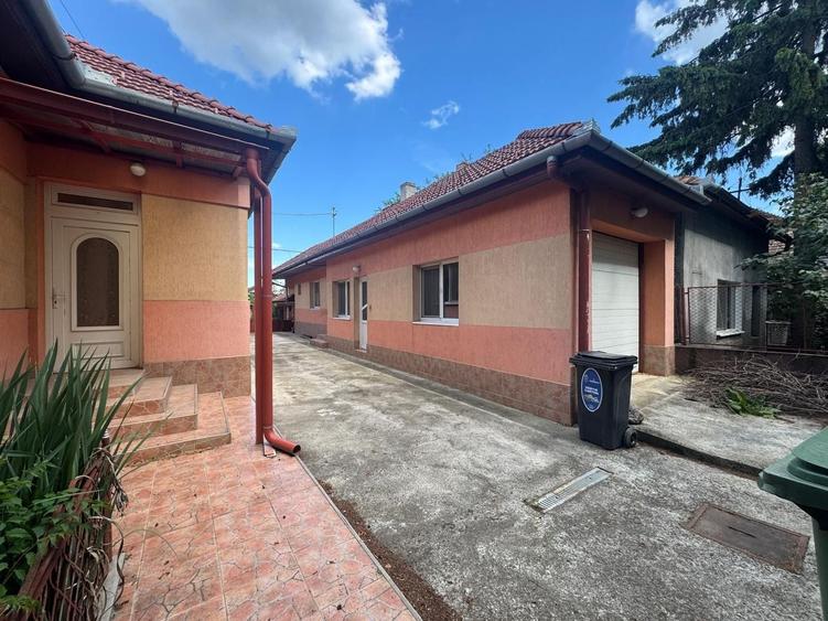 Casă individuală cu 3 camere cu Canalizare în Mărăști