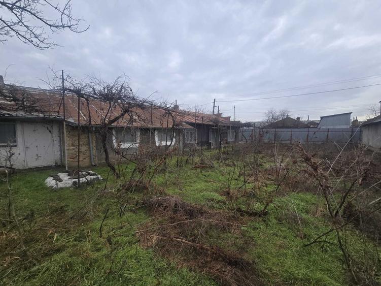Teren, Ans. Buzaului supraf. 528, desc 16, Rate - 2